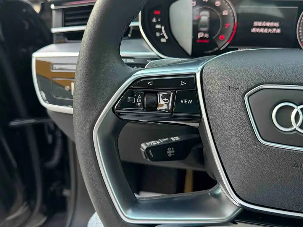 Audi A8 2025 model A8L 45 TFSI quattro Luxury Edition