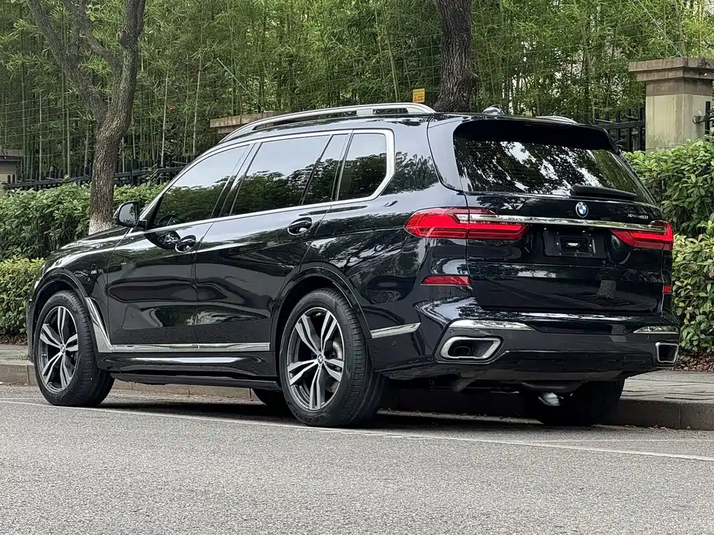 BMW X7 2022 xDrive40i Luxury Edition M Sport Package