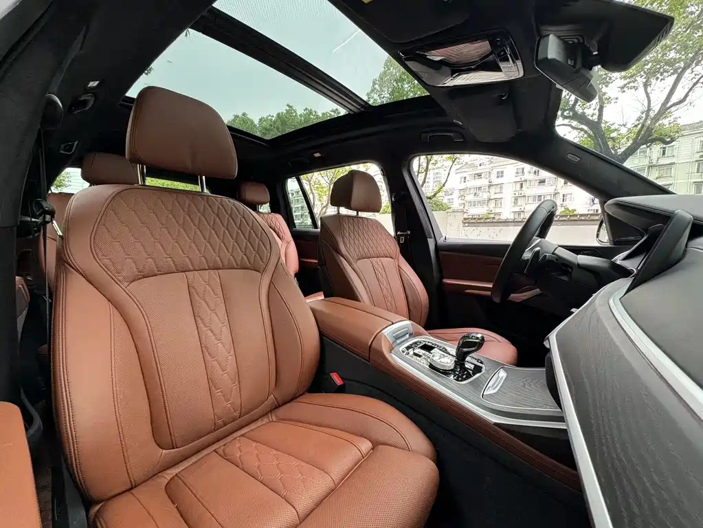 BMW X7 2022 xDrive40i Luxury Edition M Sport Package