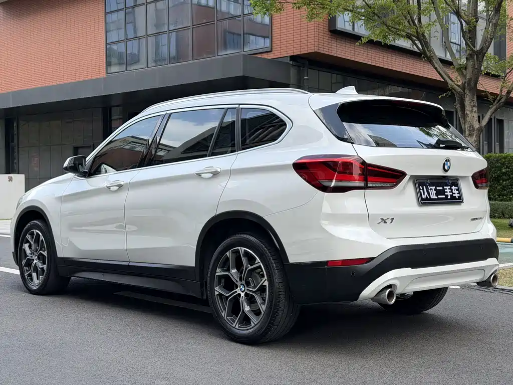 BMW X1 2022 sDrive25Li Leading Edition