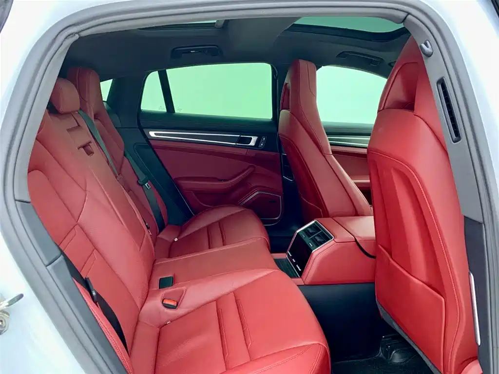 Panamera 2023 Facelift 2.9T Platinum Edition