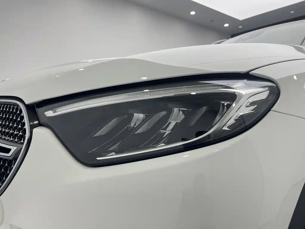 Mercedes-Benz GLC 2024 GLC 260 L 4MATIC Dynamic Edition 5-door