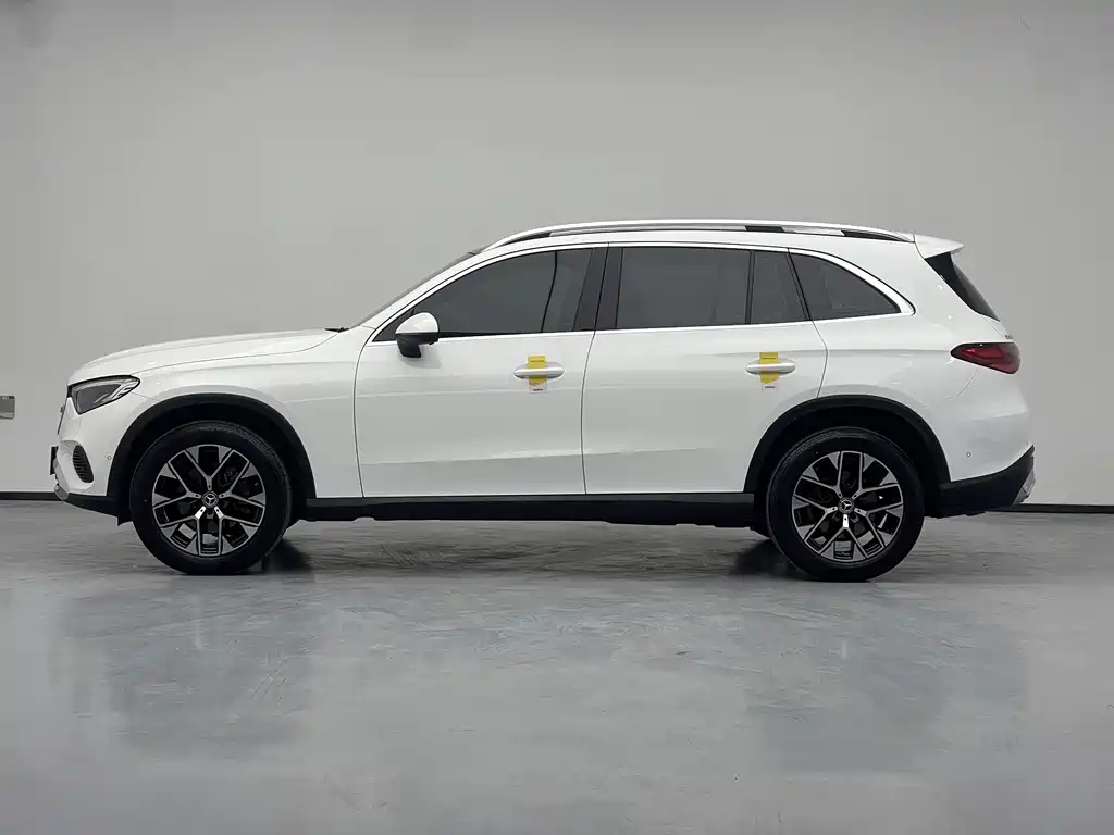 Mercedes-Benz GLC 2024 GLC 260 L 4MATIC Dynamic Edition 5-door