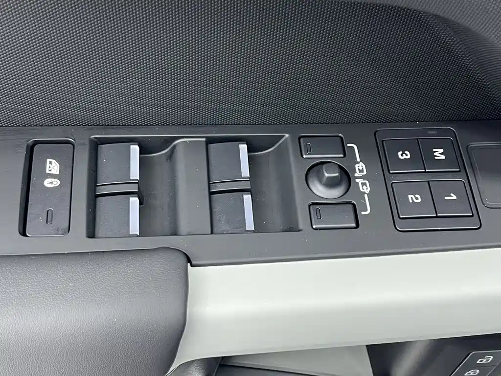 Land Rover Defender 2024 110 3.0T P400 X-DYNAMIC HSE