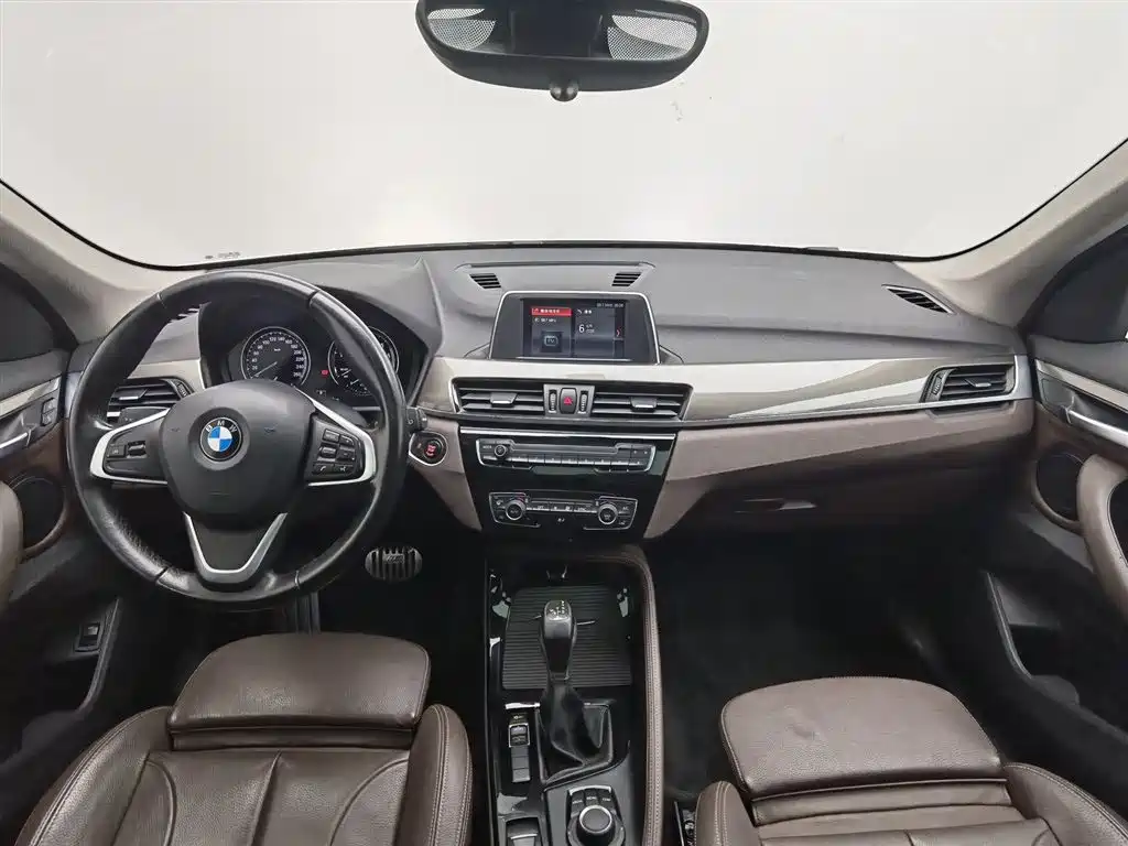 BMW X1 2019 sDrive18Li Luxury Edition