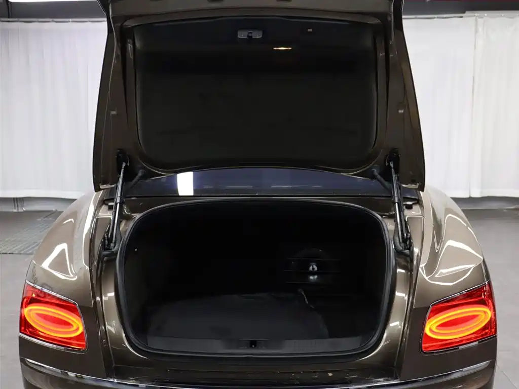 Phaeton 2013 6.0T W12 Prestige Edition
