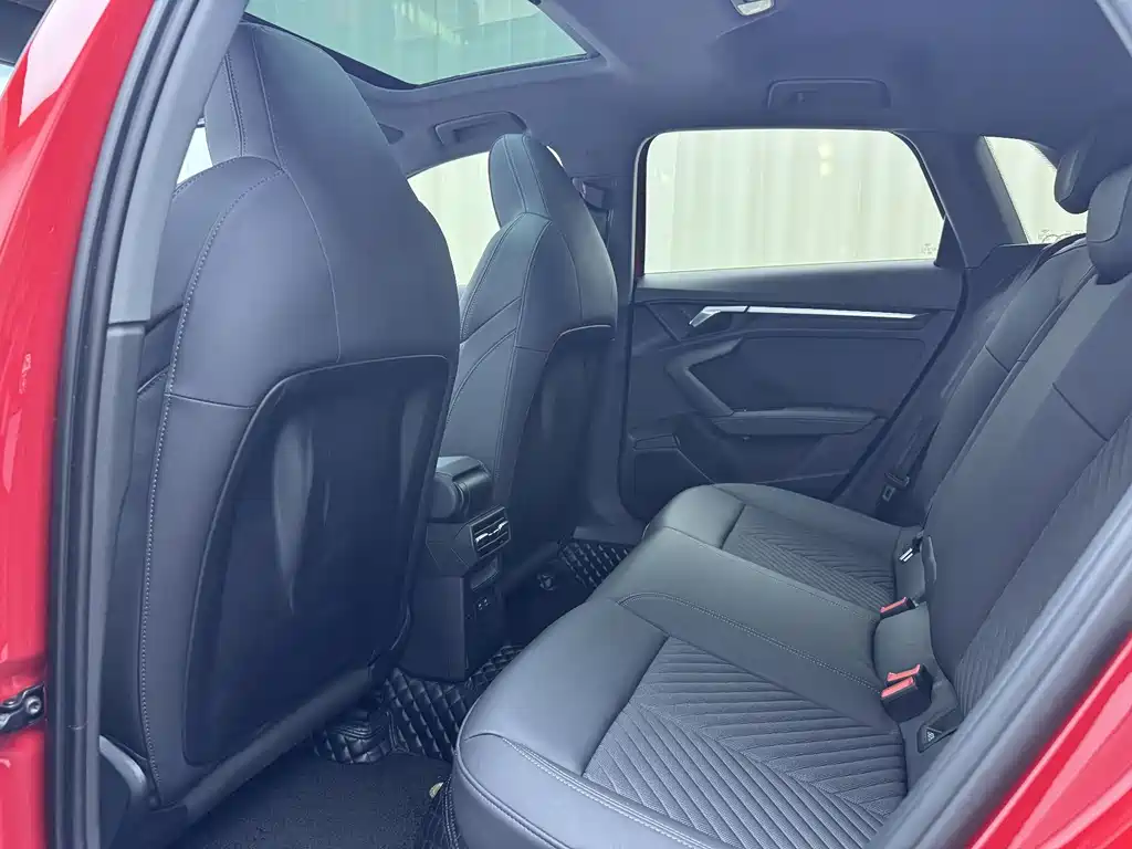 Audi A3 2022 Sportback 35 TFSI Fashion Elegance Edition
