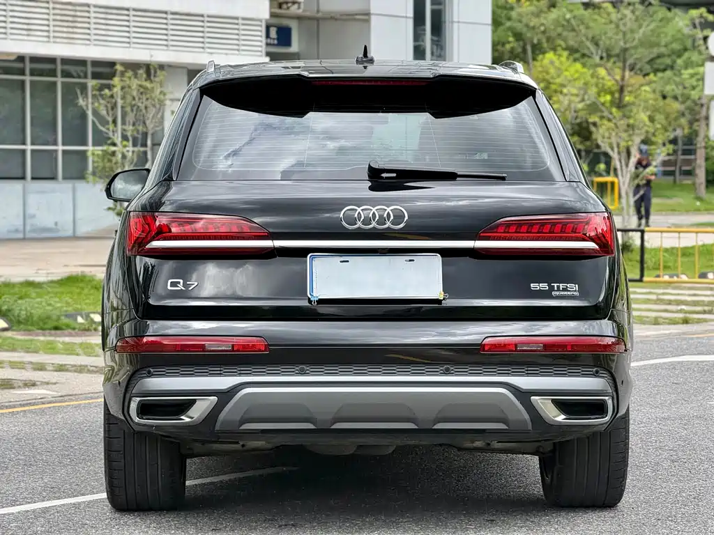 Audi Q7 2022 55 TFSI quattro S line Sport Coupe