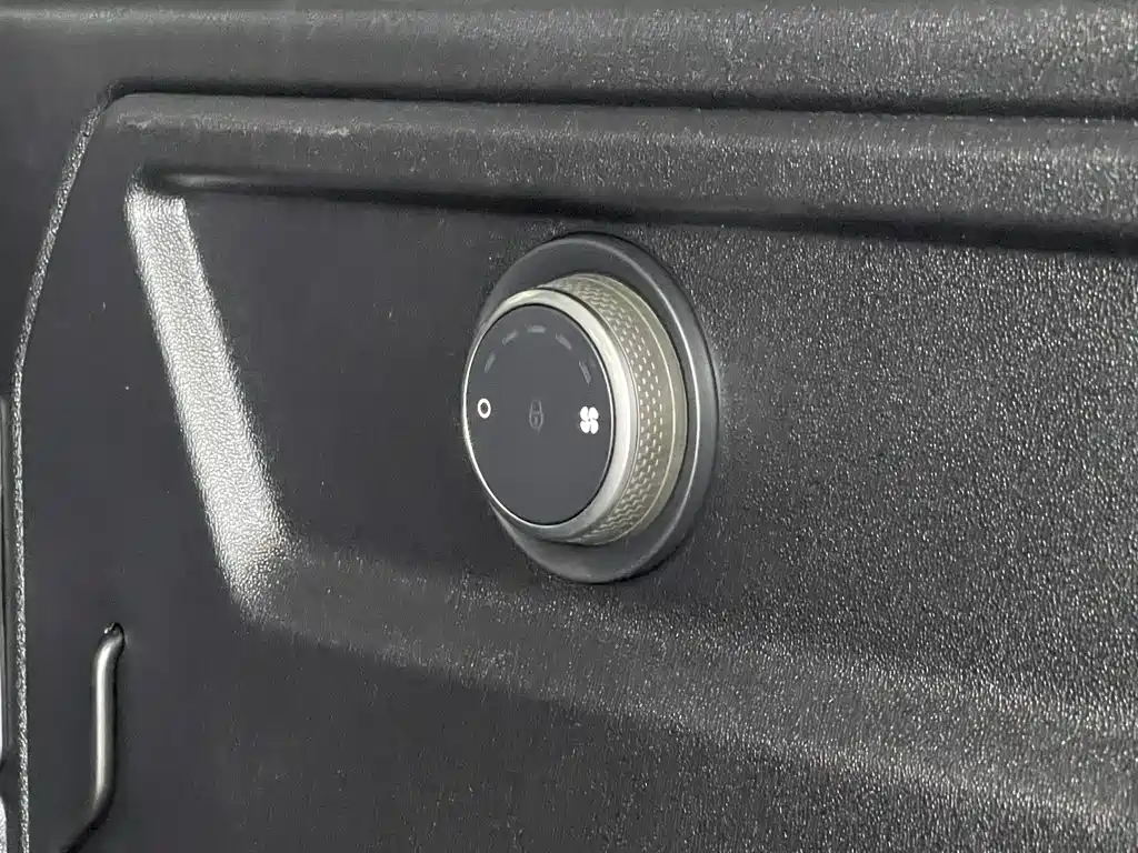 Land Rover Defender 2024 110 3.0T P400 XS