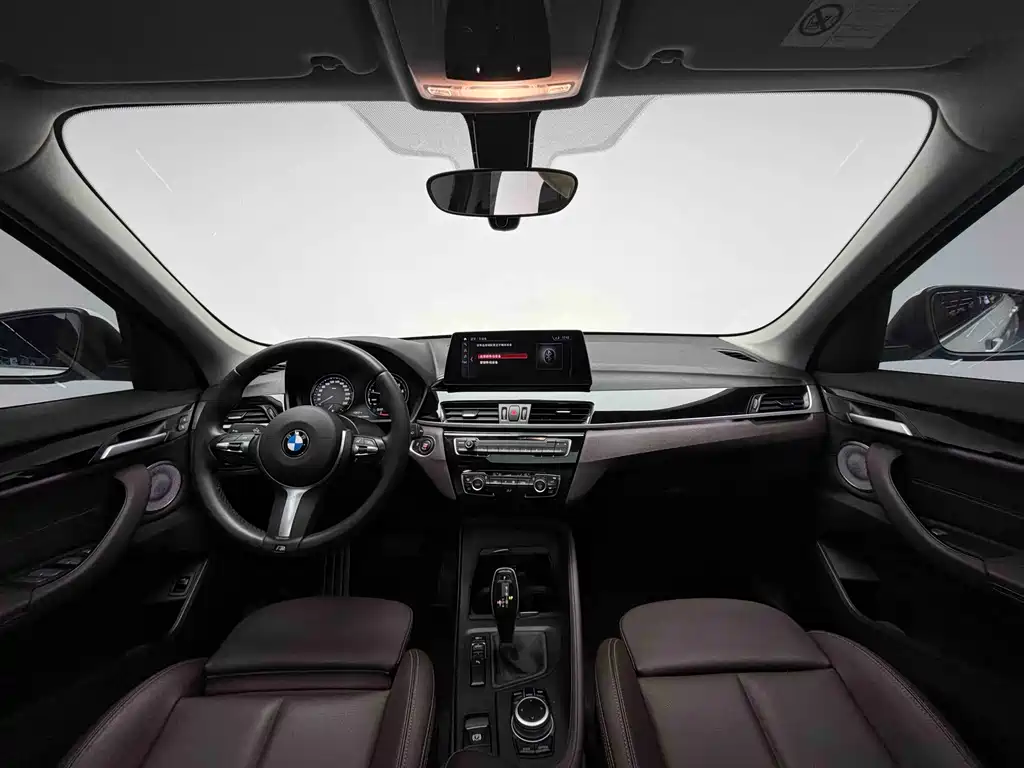 BMW X1 2022 sDrive25Li Leading Edition