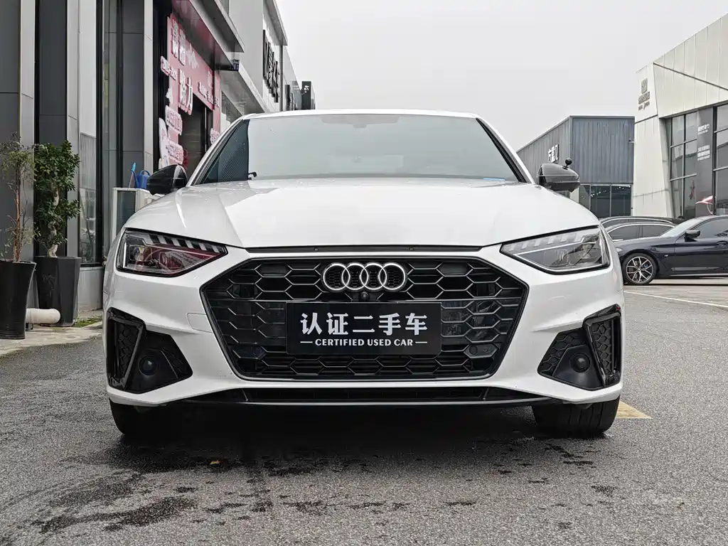 Audi A4L 2024 40 TFSI Luxury Dynamic Edition