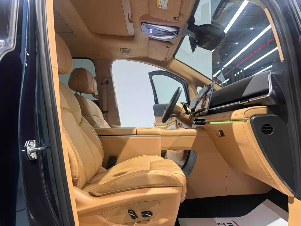 Dream Home 2025款 PHEV All-Wheel Drive Kunlun Edition