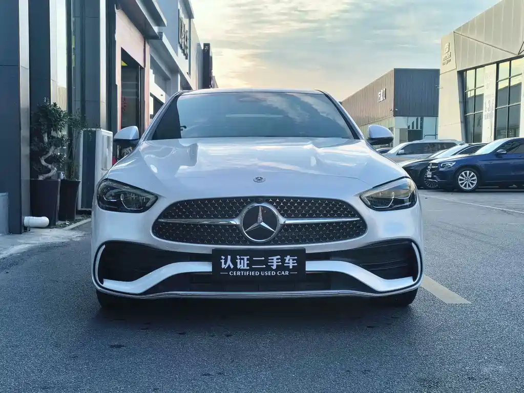 Mercedes C-Class 2024 C 260 L Sport Edition