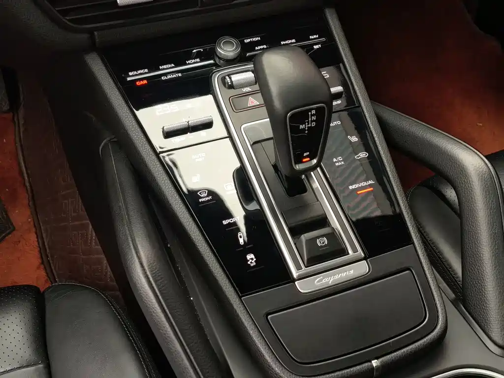 Cayenne 2018 3.0T