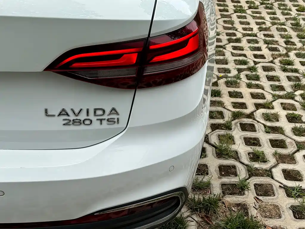 Lavida 2023 280TSI DSG Full Escape Edition