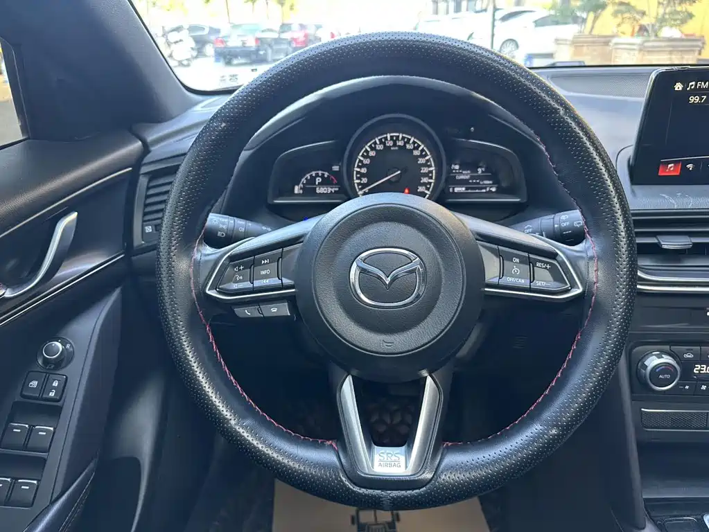 Mazda CX-4 2020 2.0L Automatic Two-wheel Drive Skyactiv-i Version