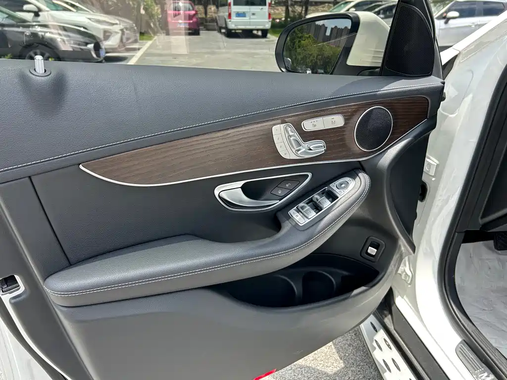 Mercedes-Benz GLC 300 L 4MATIC Dynamic Edition 2022