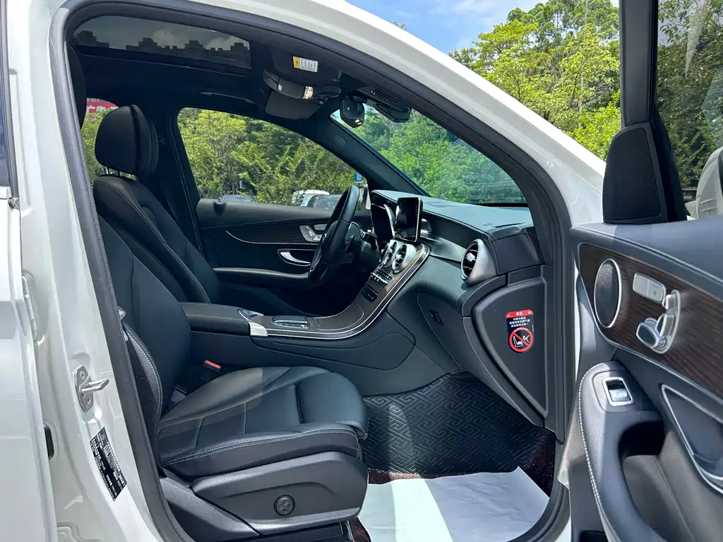 Mercedes-Benz GLC 300 L 4MATIC Dynamic Edition 2022