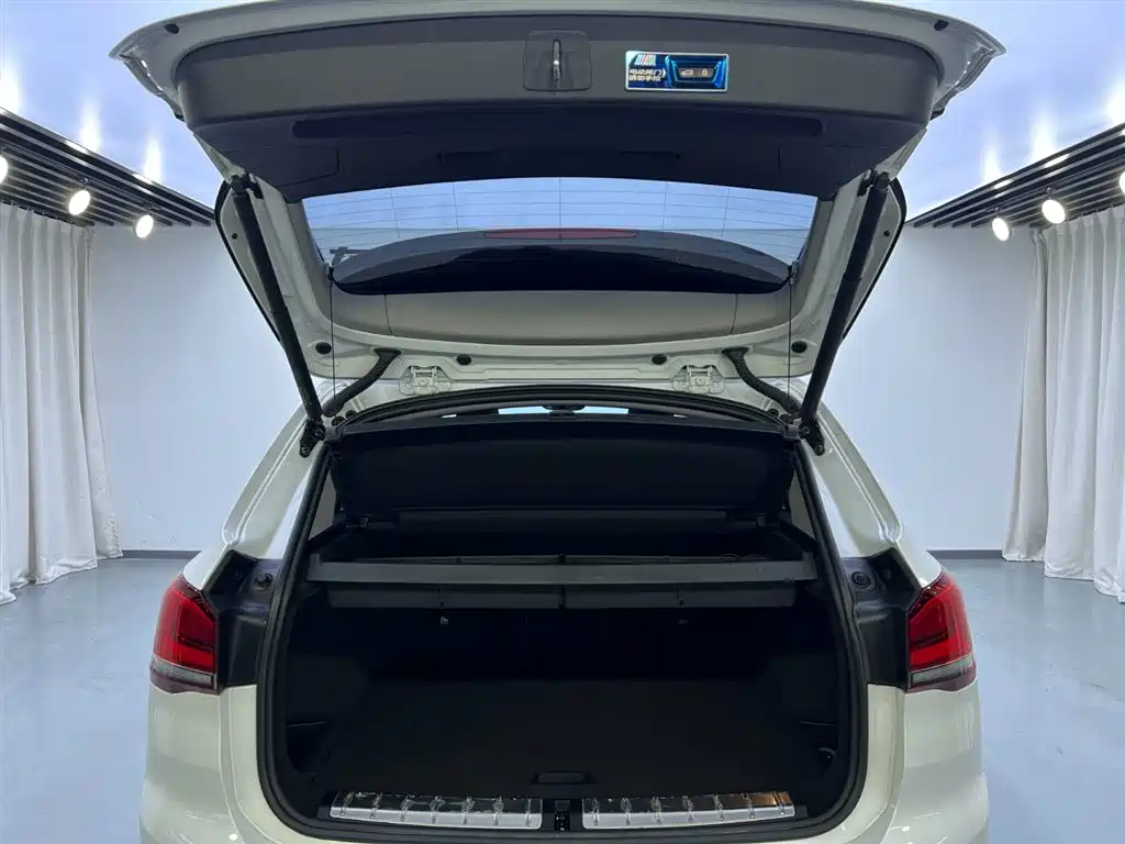 BMW X1 2021 Facelift sDrive25Li Leading Edition