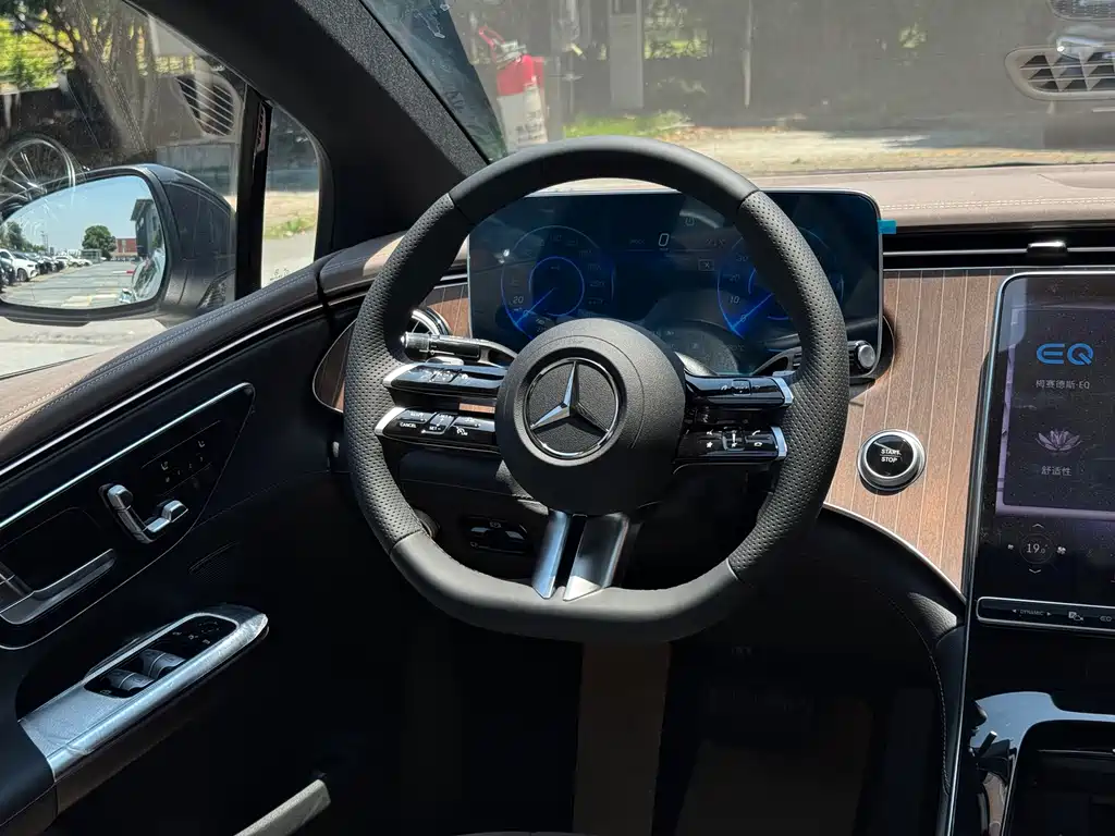 Mercedes EQE 2025 500 4MATIC Pioneer Edition