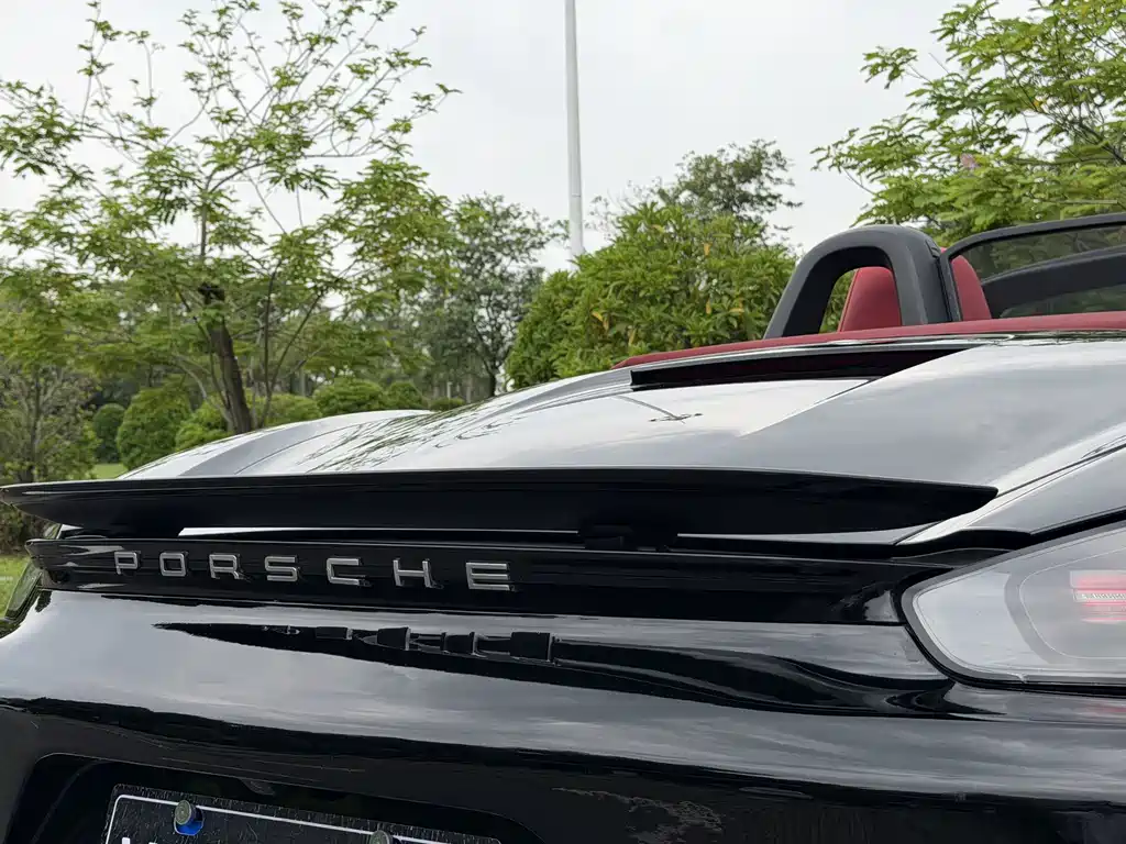 Porsche 718 Boxster 2.0T 2018 Model