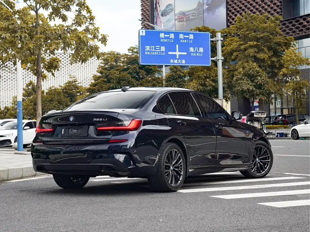 BMW 3 Series 2020 325Li M Sport Nightshade Package