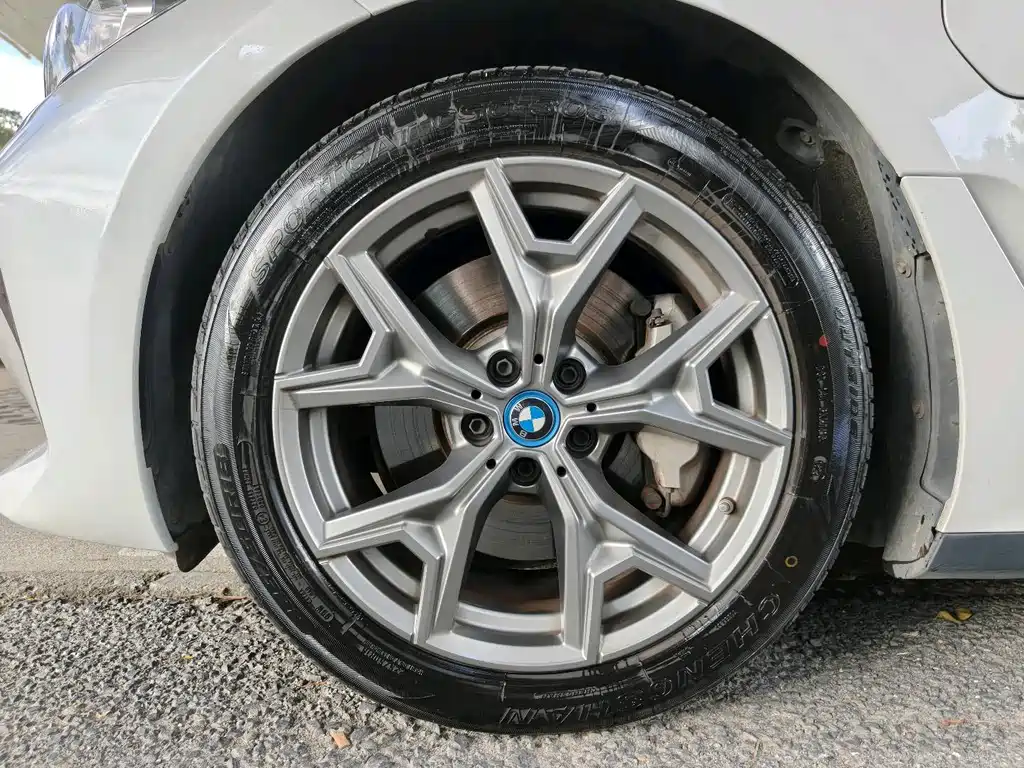 BMW i3 2022 eDrive 35 L