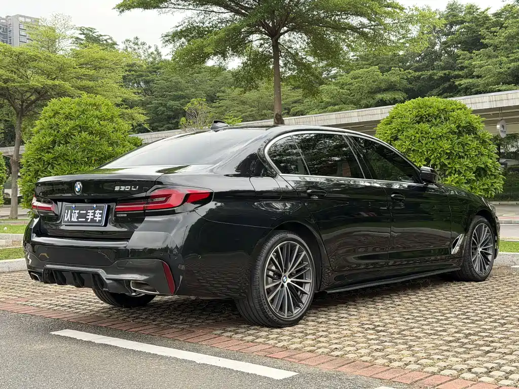 BMW 5 Series 2022 Model Facelift 530Li Leading Edition M Sport Package