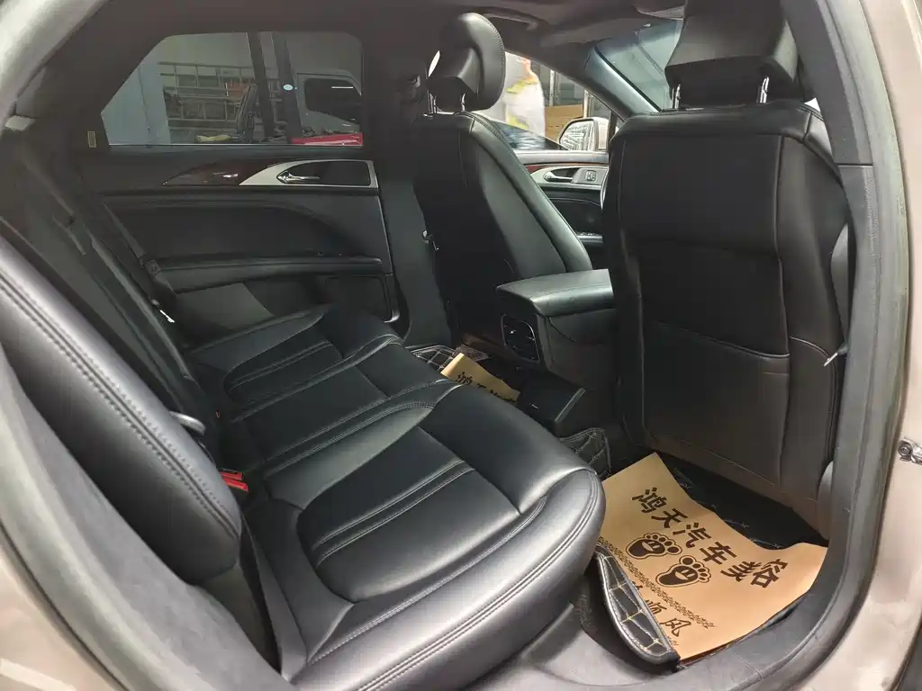 Lincoln MKZ 2019 2.0T Grand Touring Edition National V