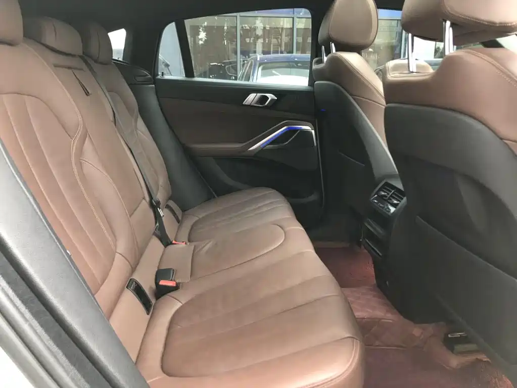 BMW X6 2021 xDrive40i M Sport Package