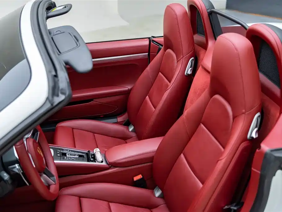 Porsche 718 Boxster 2.0T 2016 Model