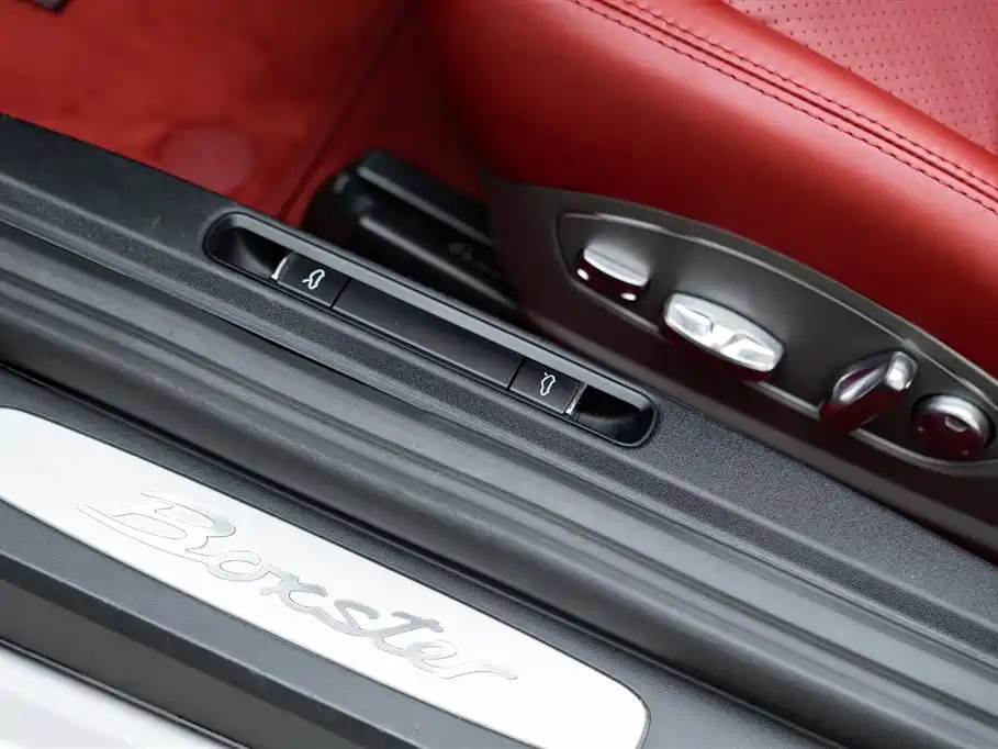 Porsche 718 Boxster 2.0T 2016 Model