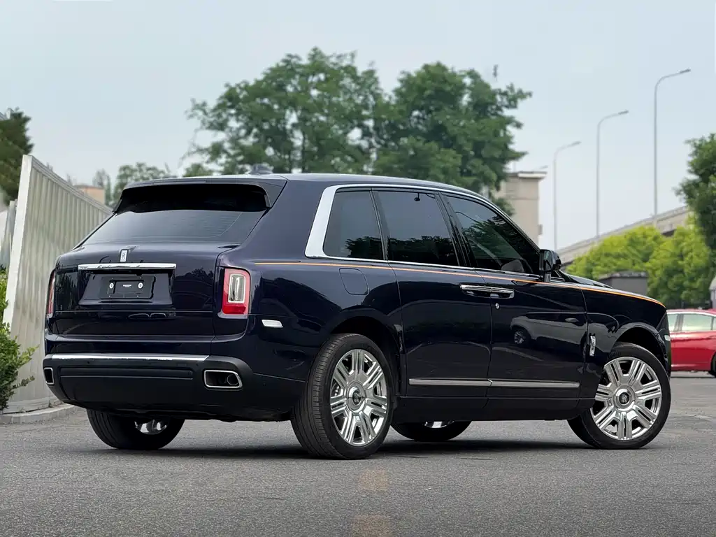 Cullinan 2024 4-Seater Edition