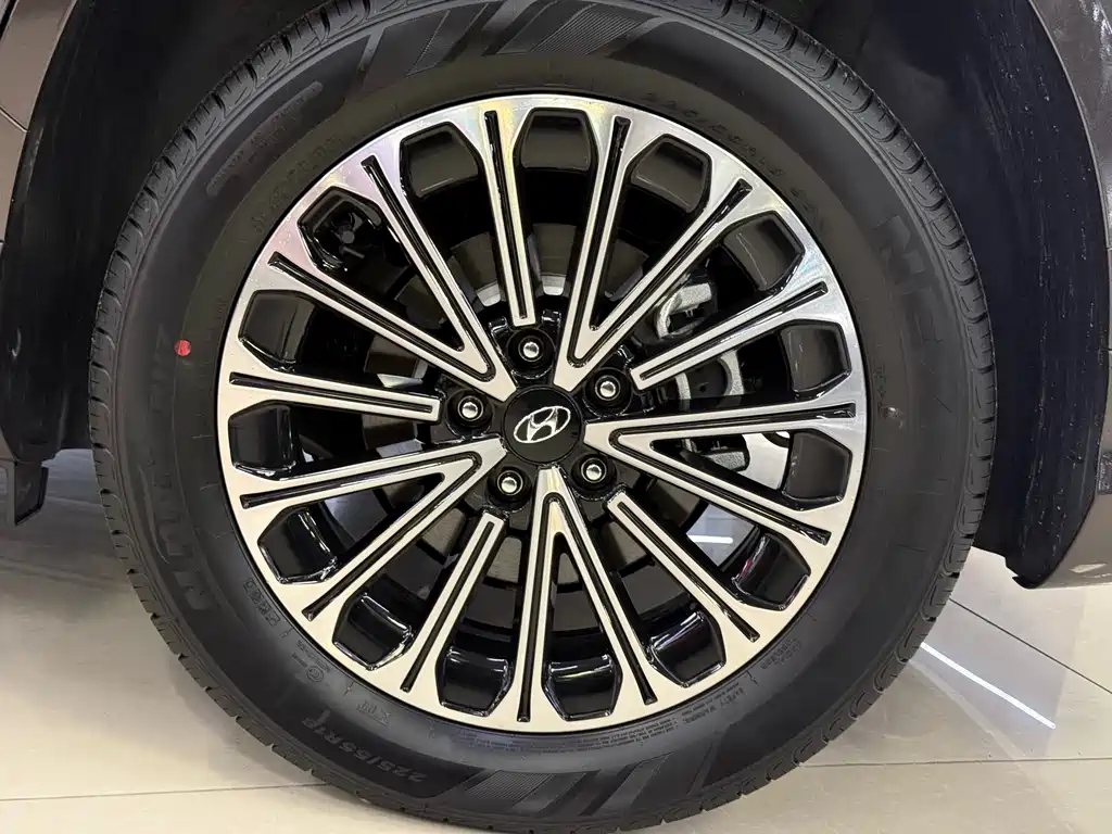 Kusdu 2024 270TGDi LUX ZunGuiBan
