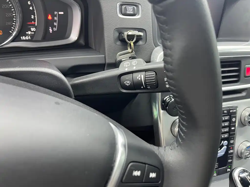 Volvo V60 2017 T5 Intelligent Comfort Edition National VI