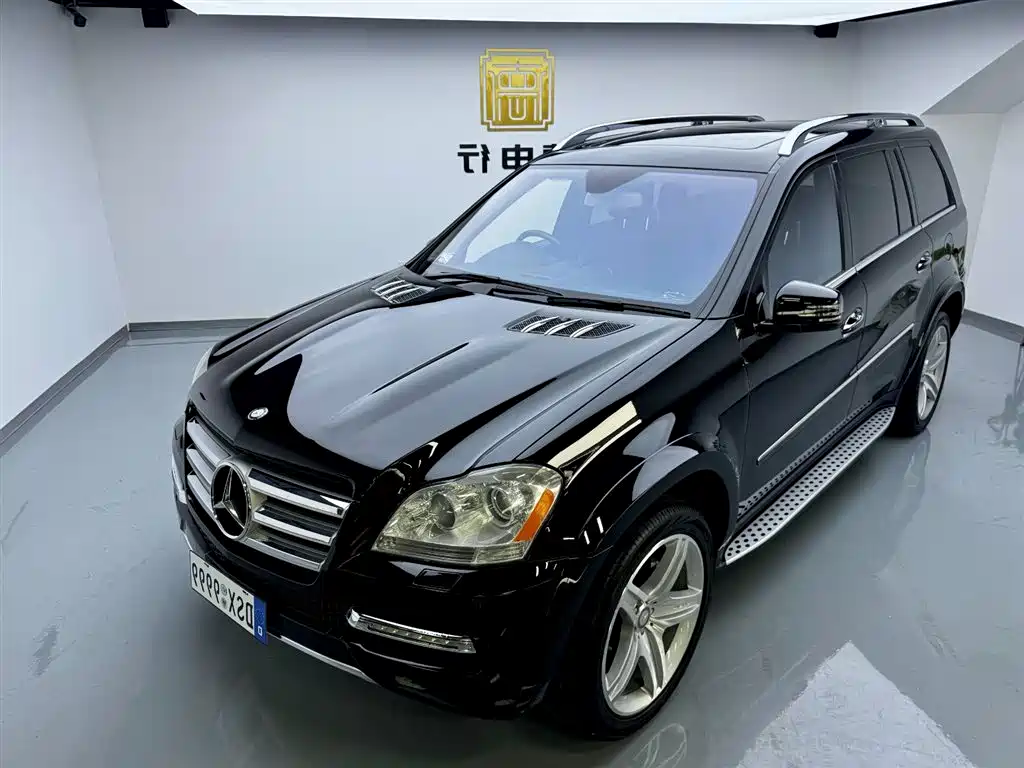 Mercedes-Benz GL Class 2010 GL 550 4MATIC US-spec