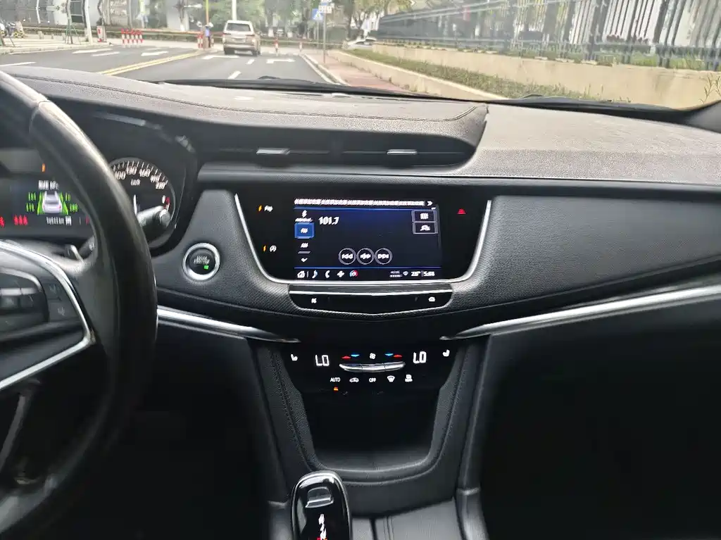Cadillac XT5 2022 2.0T AWD Luxury Edition