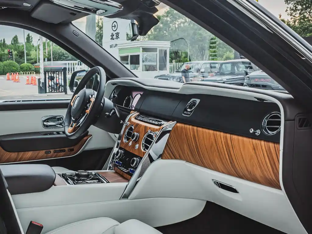 Cullinan 2018 4-seater Edition