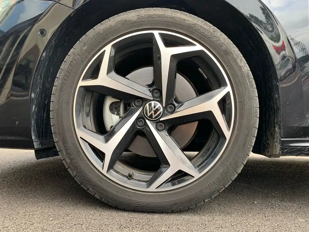 Passat 2023 330 TSI Starry Luxury Edition