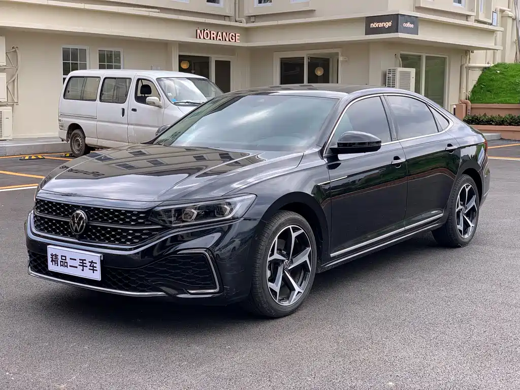 Passat 2023 330 TSI Starry Luxury Edition