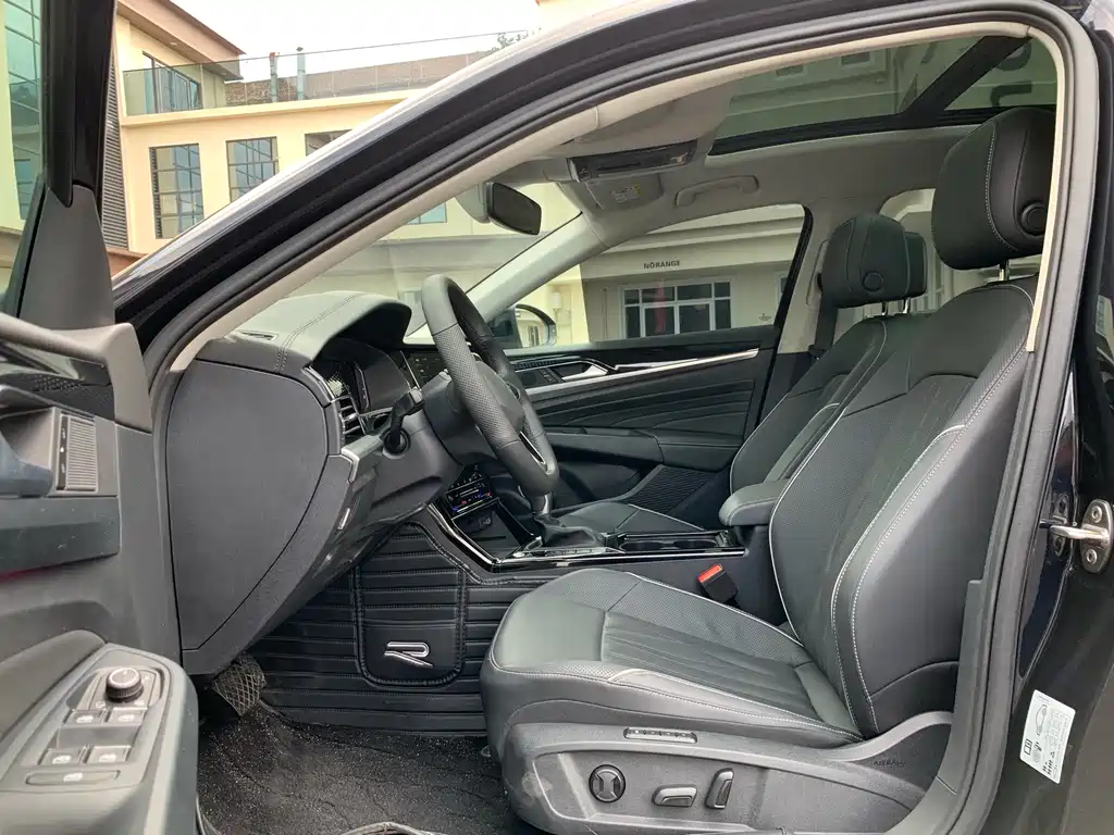 Passat 2023 330 TSI Starry Luxury Edition