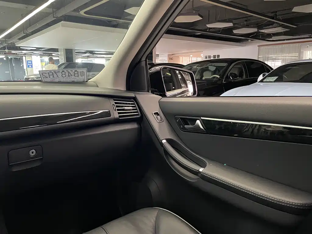 Mercedes-Benz R-Class 2017 R 320 4MATIC Business Edition Limited Edition