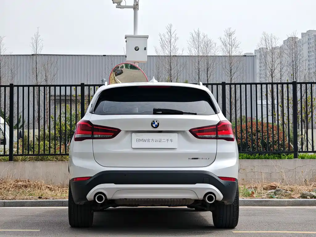 BMW X1 2022 sDrive25Li Leading Edition