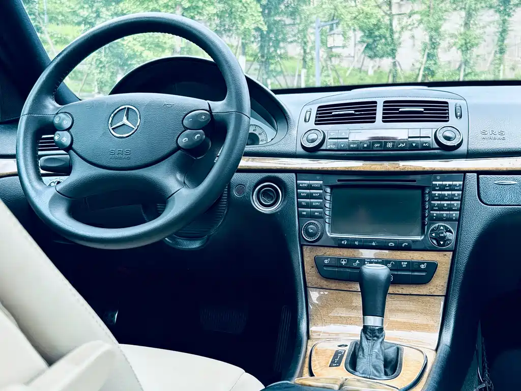 Mercedes-Benz E-Class 2008 E 280 Sporty Edition