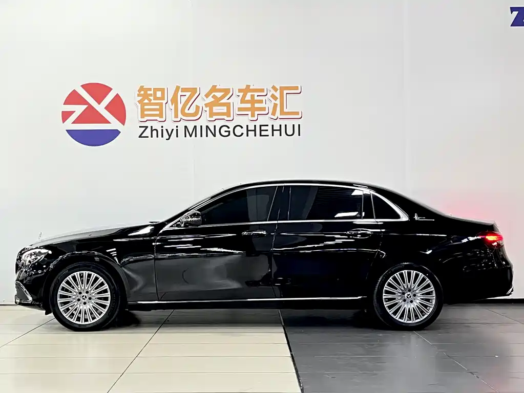 Mercedes-Benz E-Class 2022 Facelift 3 E 300 L Luxury Edition