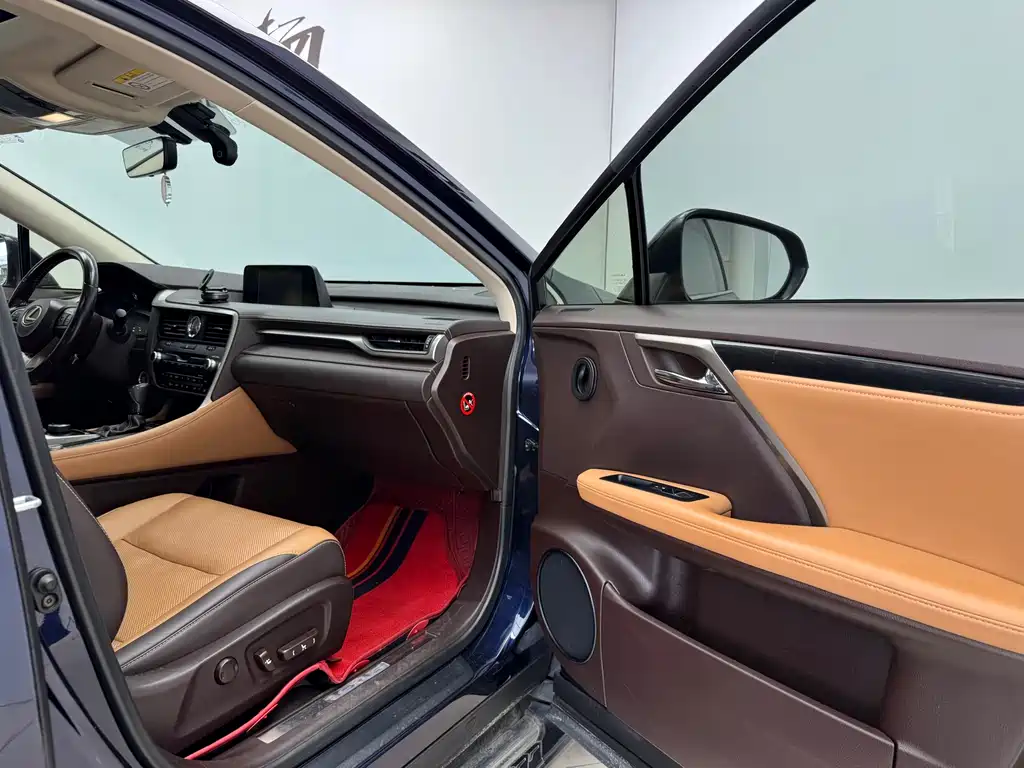 Lexus RX 2016 300 Two-wheel-drive Comfort Edition National V