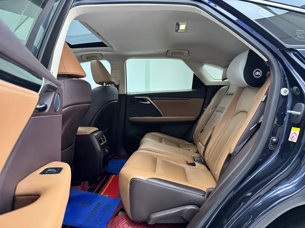 Lexus RX 2016 300 Two-wheel-drive Comfort Edition National V