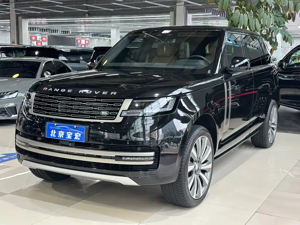 Range Rover 2025 Edition 3.0 L6 400PS Grand Extended Version