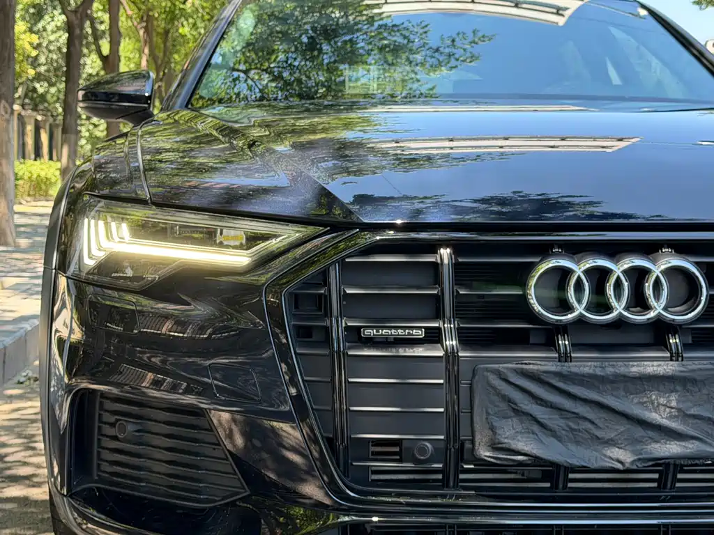 Audi A6 Import 2022 allroad quattro Explorer 55 TFSI Premium Off-road Edition