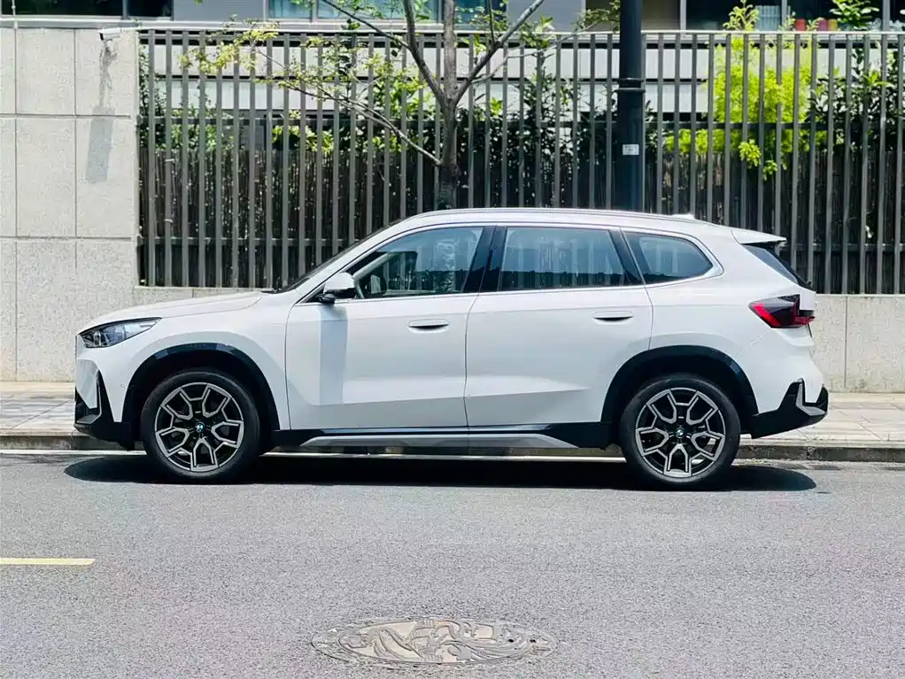BMW X1 2025 sDrive25Li X Design Package